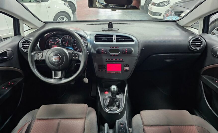 SEAT LEON 1.6 Reference