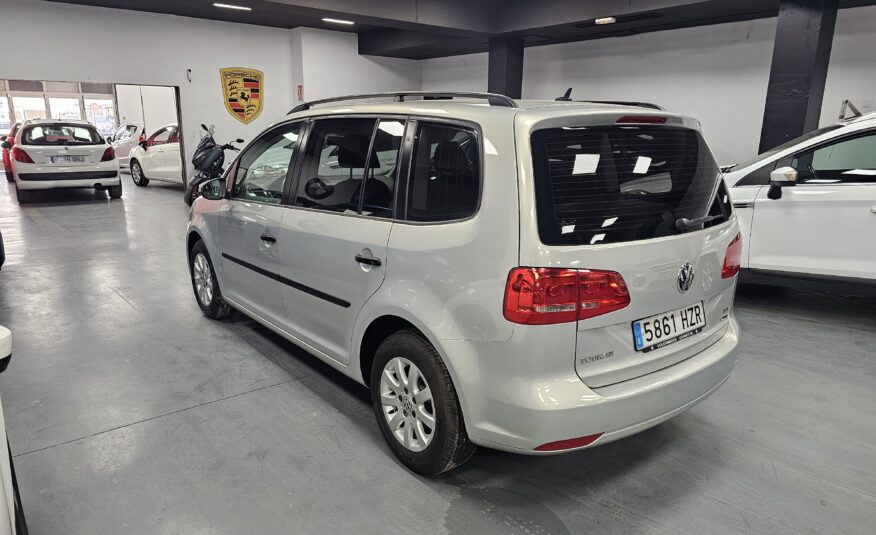 VOLKSWAGEN Tourang 1 6 TDI Advance bluemotion tech
