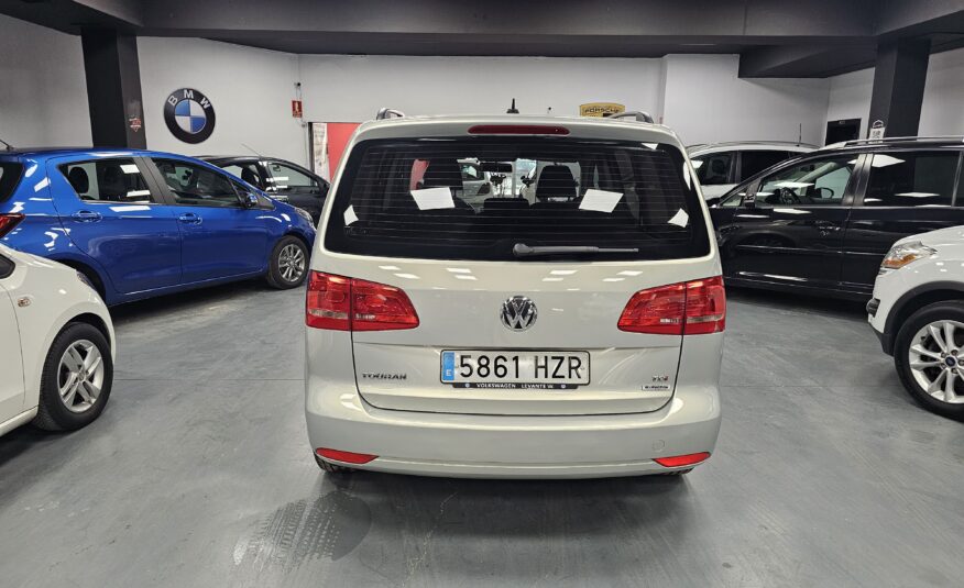 VOLKSWAGEN Tourang 1 6 TDI Advance bluemotion tech