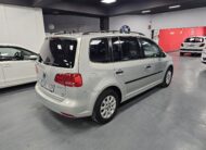 VOLKSWAGEN Tourang 1 6 TDI Advance bluemotion tech