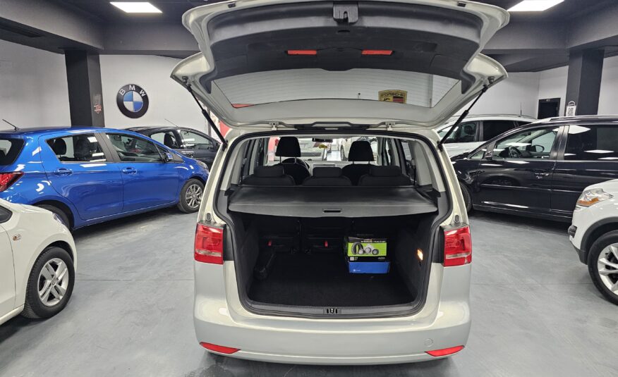 VOLKSWAGEN Tourang 1 6 TDI Advance bluemotion tech