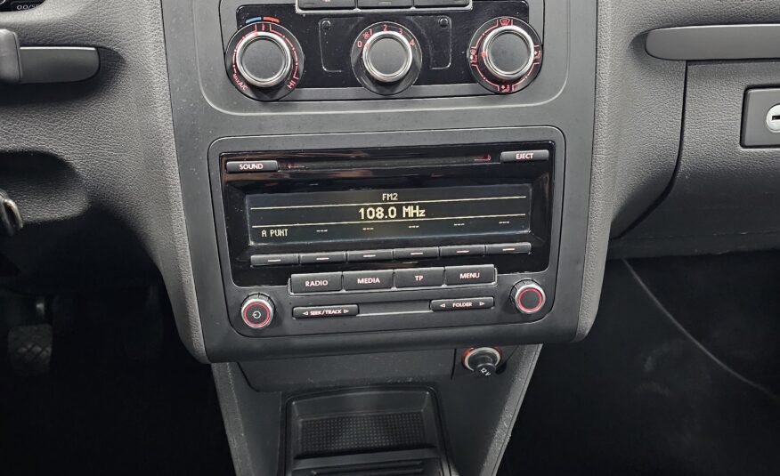 VOLKSWAGEN Tourang 1 6 TDI Advance bluemotion tech