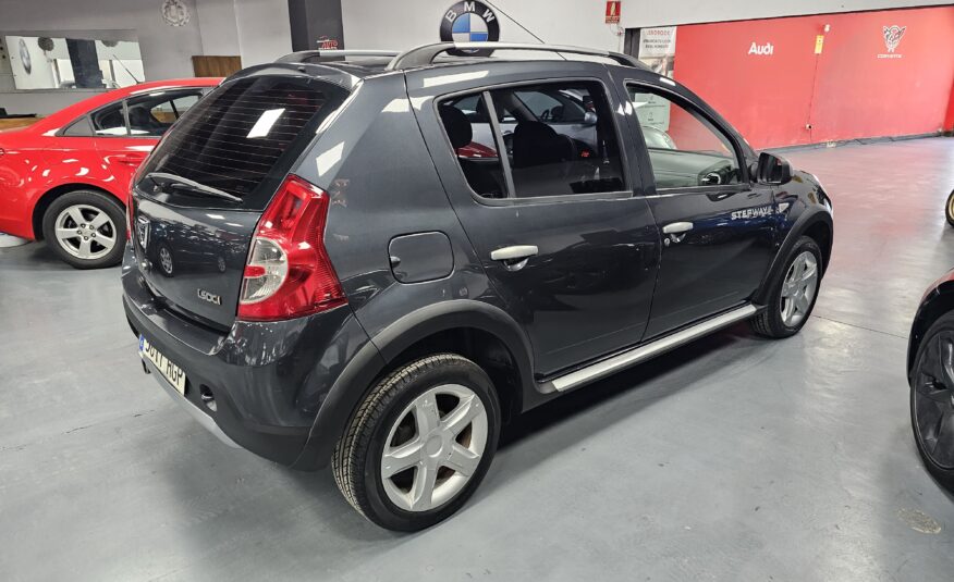 RENAULT Sandero Stepway 1.5 dci