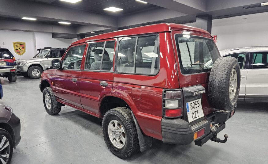 MITSUBISHI Montero 2.5 TDI 99cv GLX largo 5p
