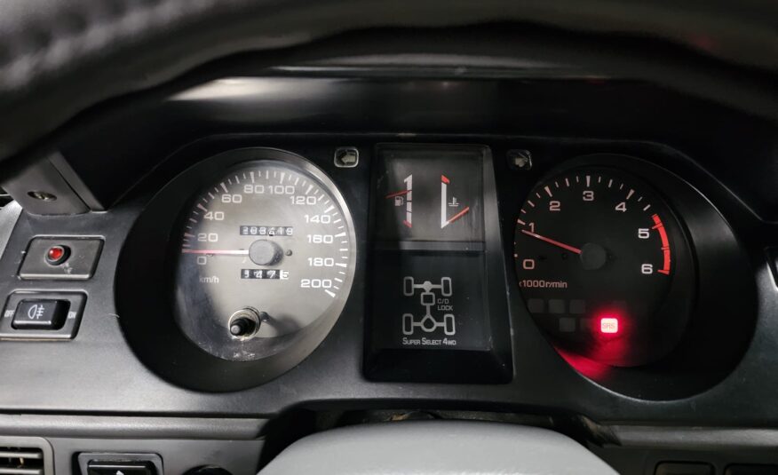 MITSUBISHI Montero 2.5 TDI 99cv GLX largo 5p