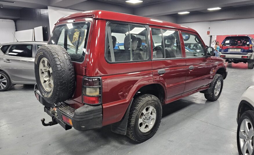MITSUBISHI Montero 2.5 TDI 99cv GLX largo 5p