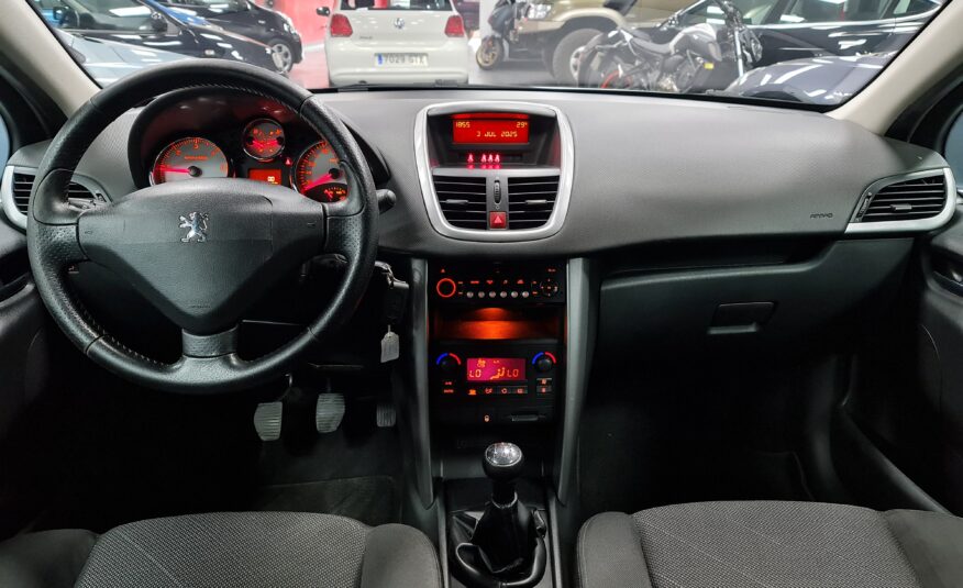PEUGEOT 207 1.6 HDI
