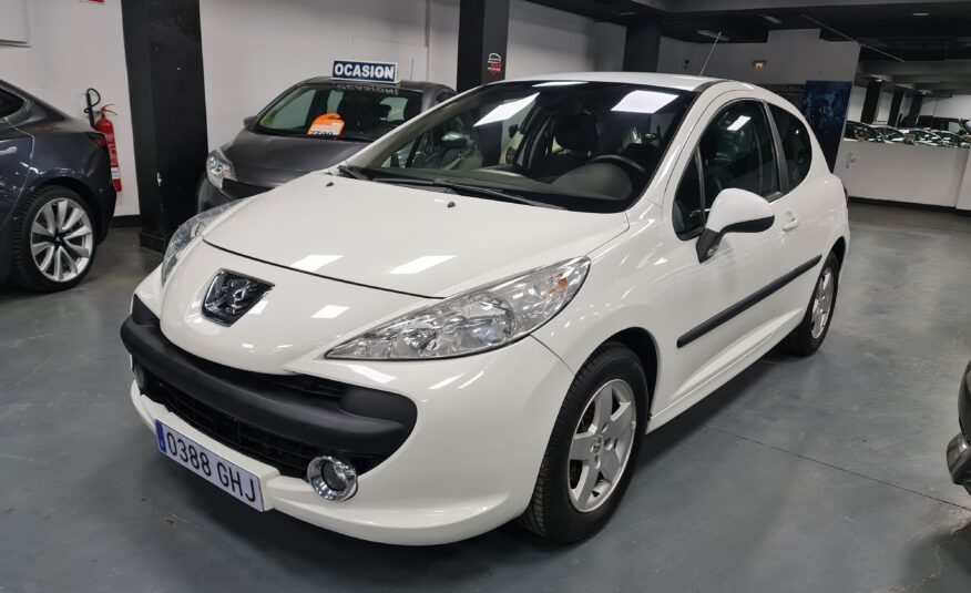 PEUGEOT 207 1.6 HDI
