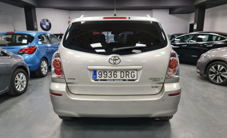 TOYOTA Corolla Verso 2.2 D2AD