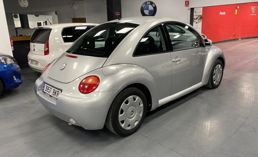 VOLKSWAGEN New Beetle 1.6 102cv