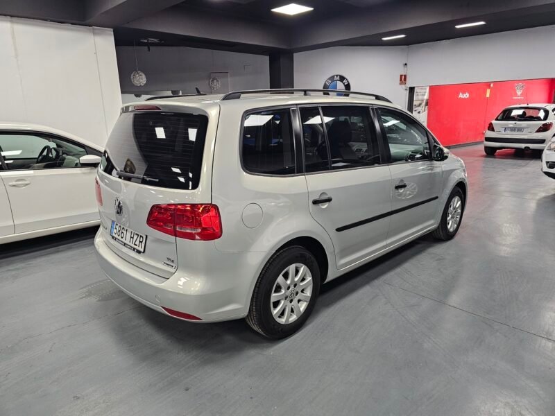 VOLKSWAGEN Touran 1.6 TDI Advance bluemotion tech
