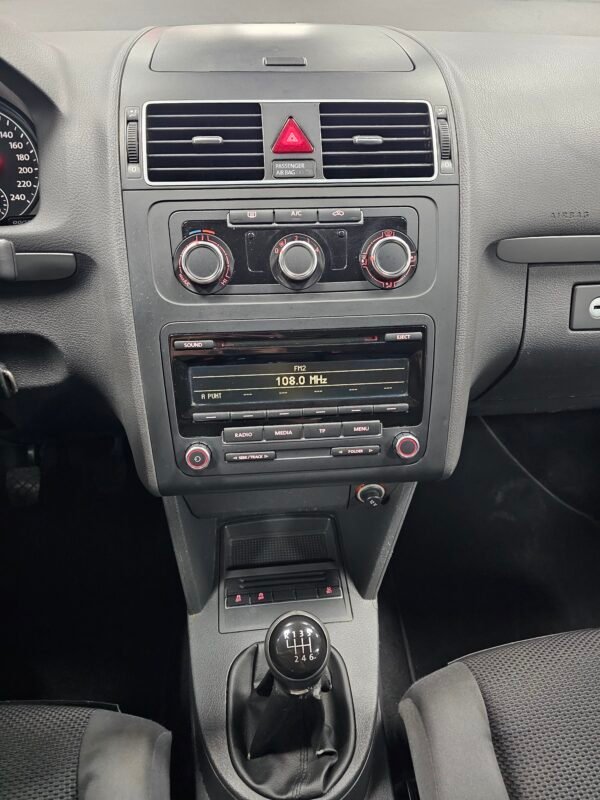 VOLKSWAGEN Touran 1.6 TDI Advance bluemotion tech