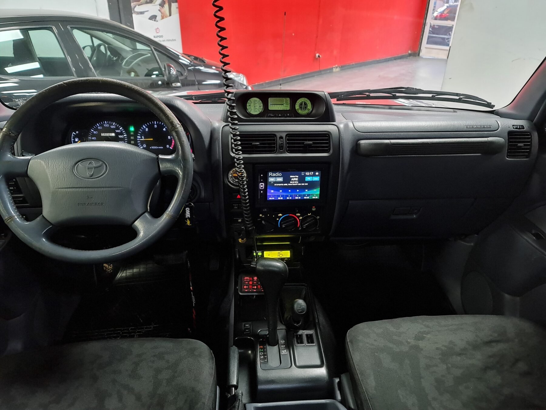 TOYOTA LAND CRUISER VX