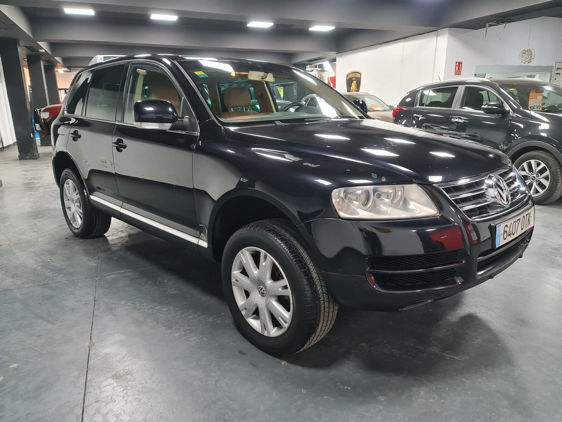 VOLKSWAGEN TOUAREG R5