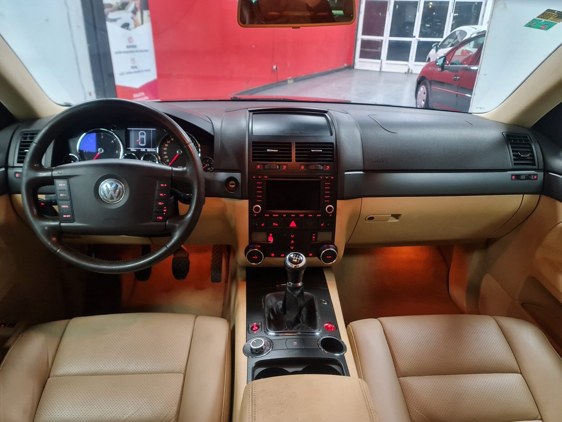 VOLKSWAGEN TOUAREG R5