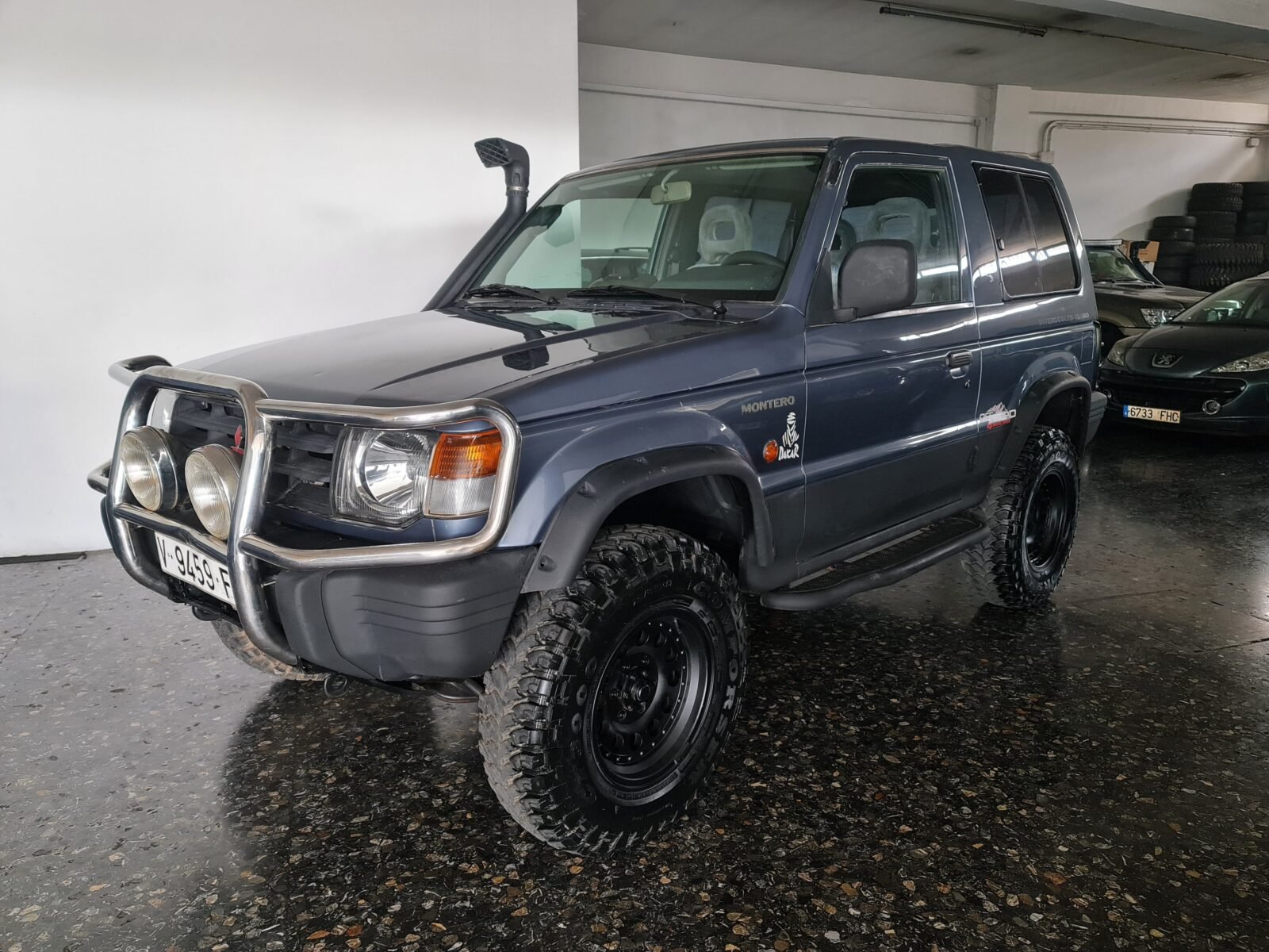 MITSUBISHI Montero GLX 2.5 