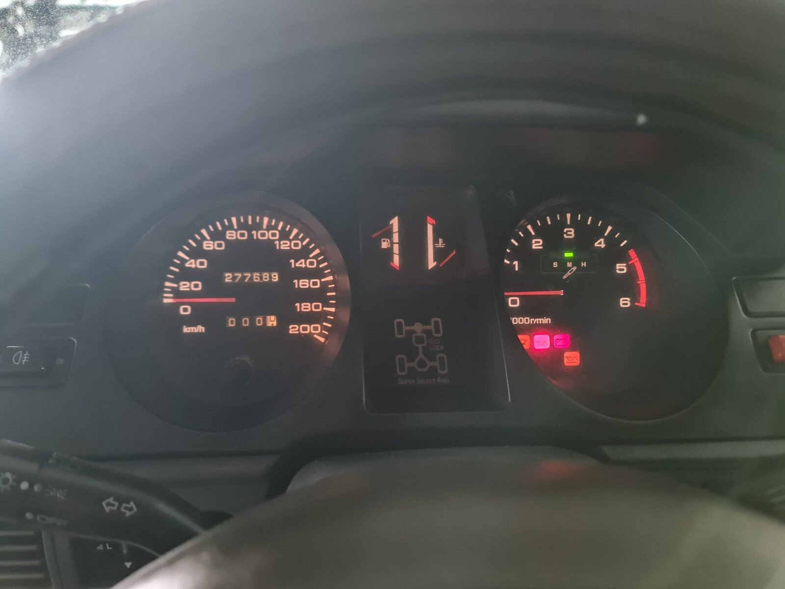 MITSUBISHI Montero GLX 2.5 